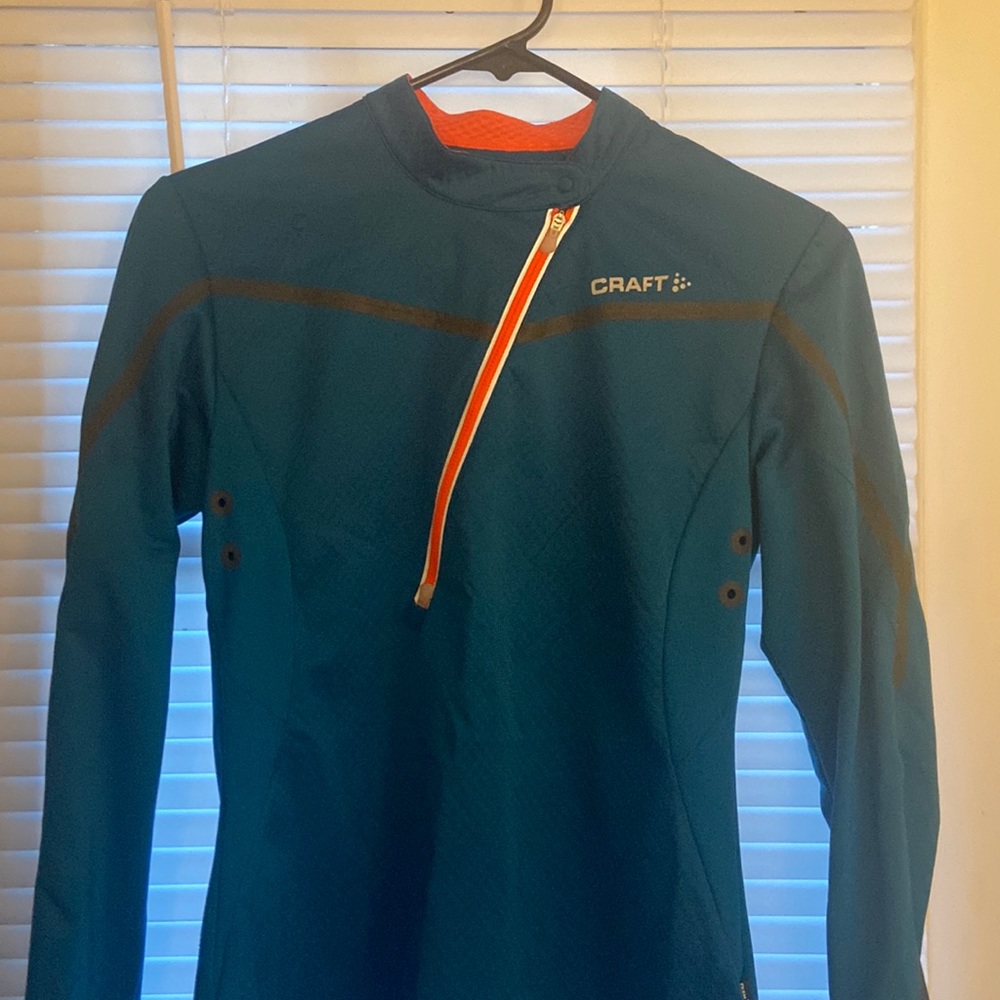 Craft reflective athletic pullover size small